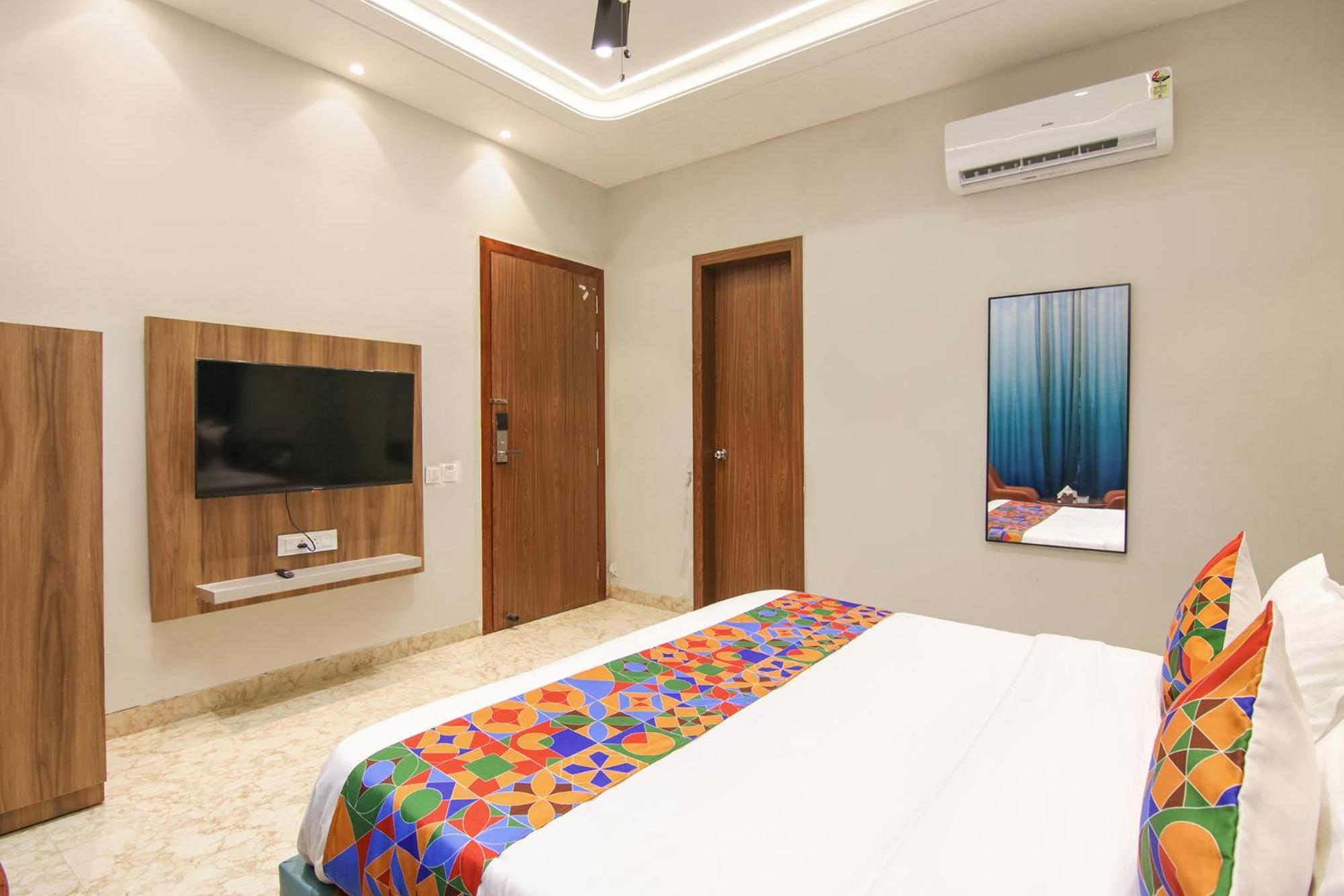 Fabhotel Prime Royal Court ルディヤーナー エクステリア 写真