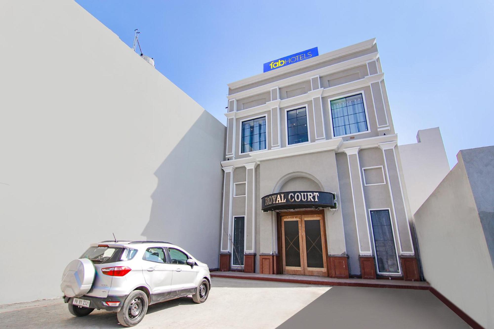 Fabhotel Prime Royal Court ルディヤーナー エクステリア 写真