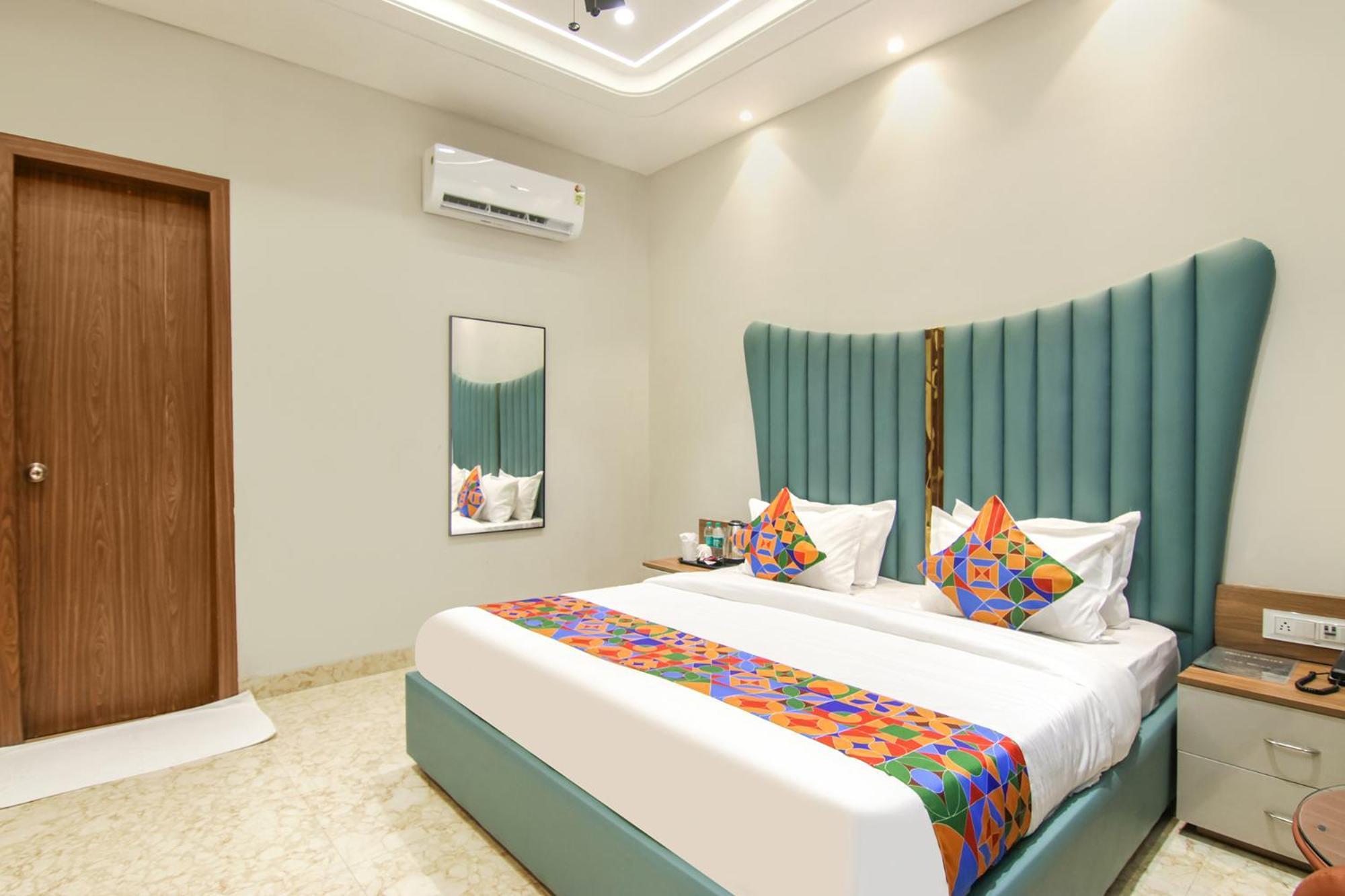 Fabhotel Prime Royal Court ルディヤーナー エクステリア 写真